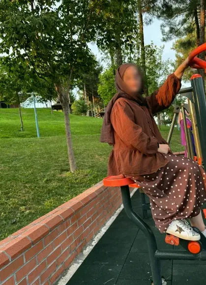 Anastasia, 29