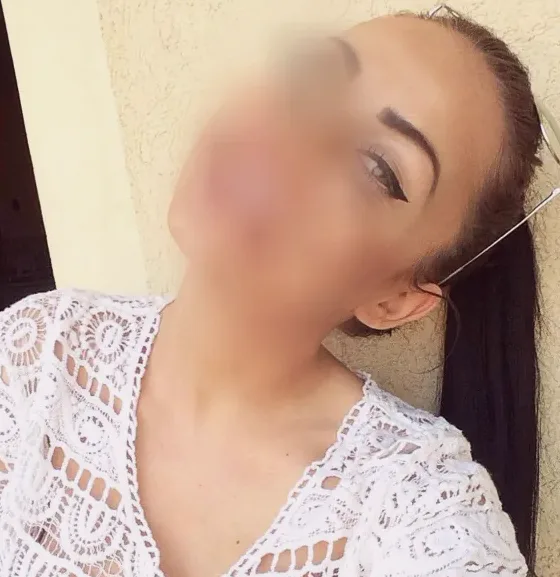 Henna, 31