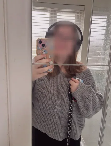 Maria, 23