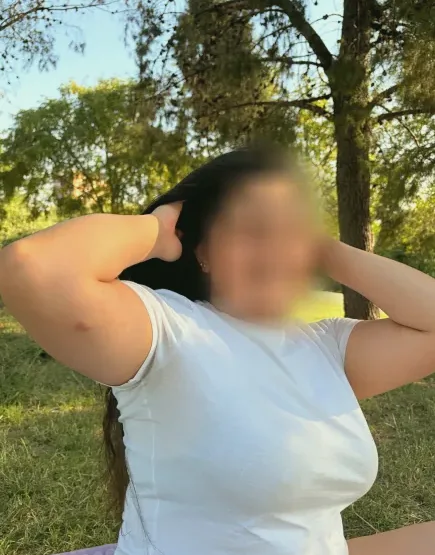 Sanna, 23